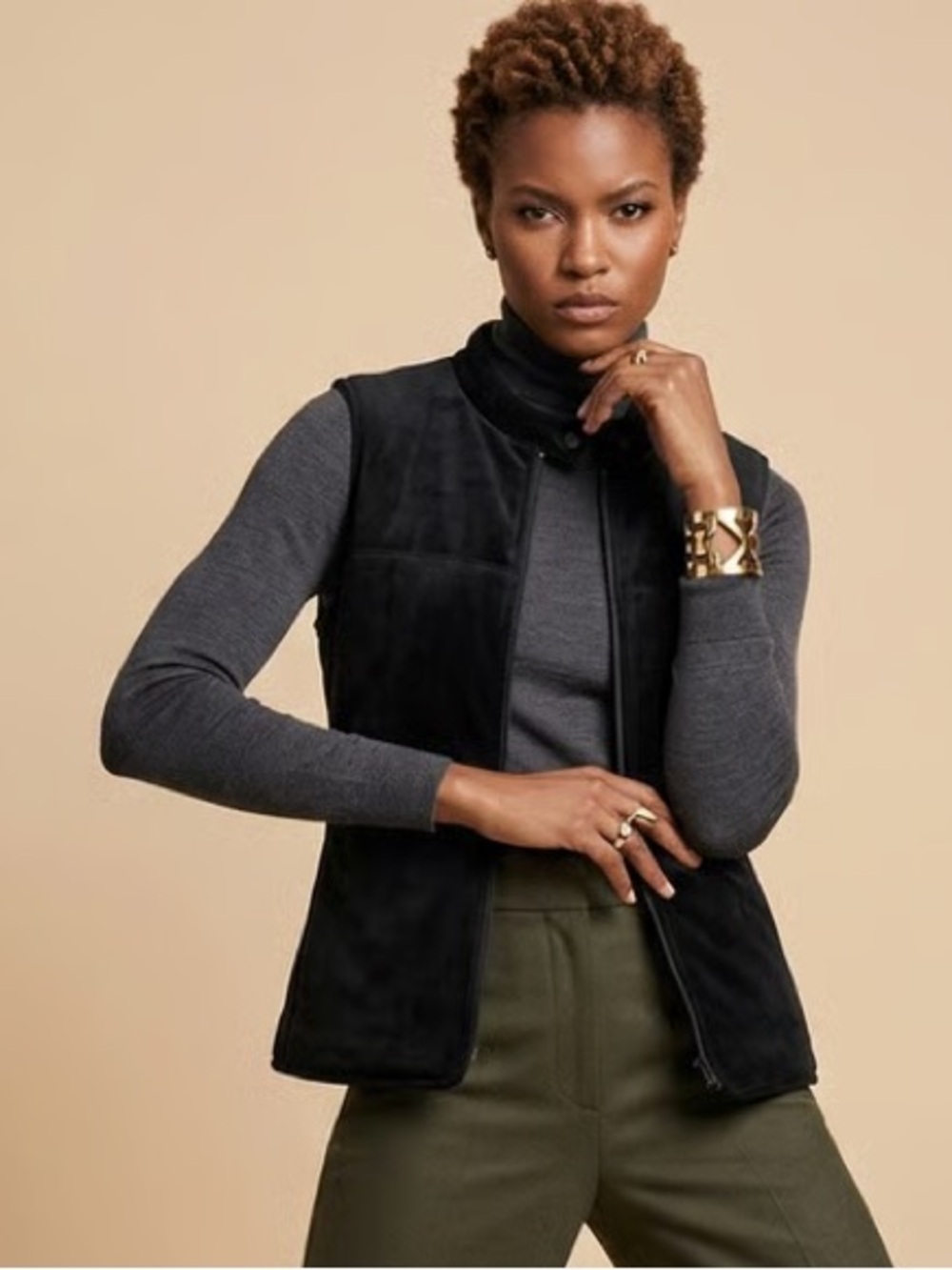 TOMMY HILFIGER | Black Velour Puffer Vest Sz L
